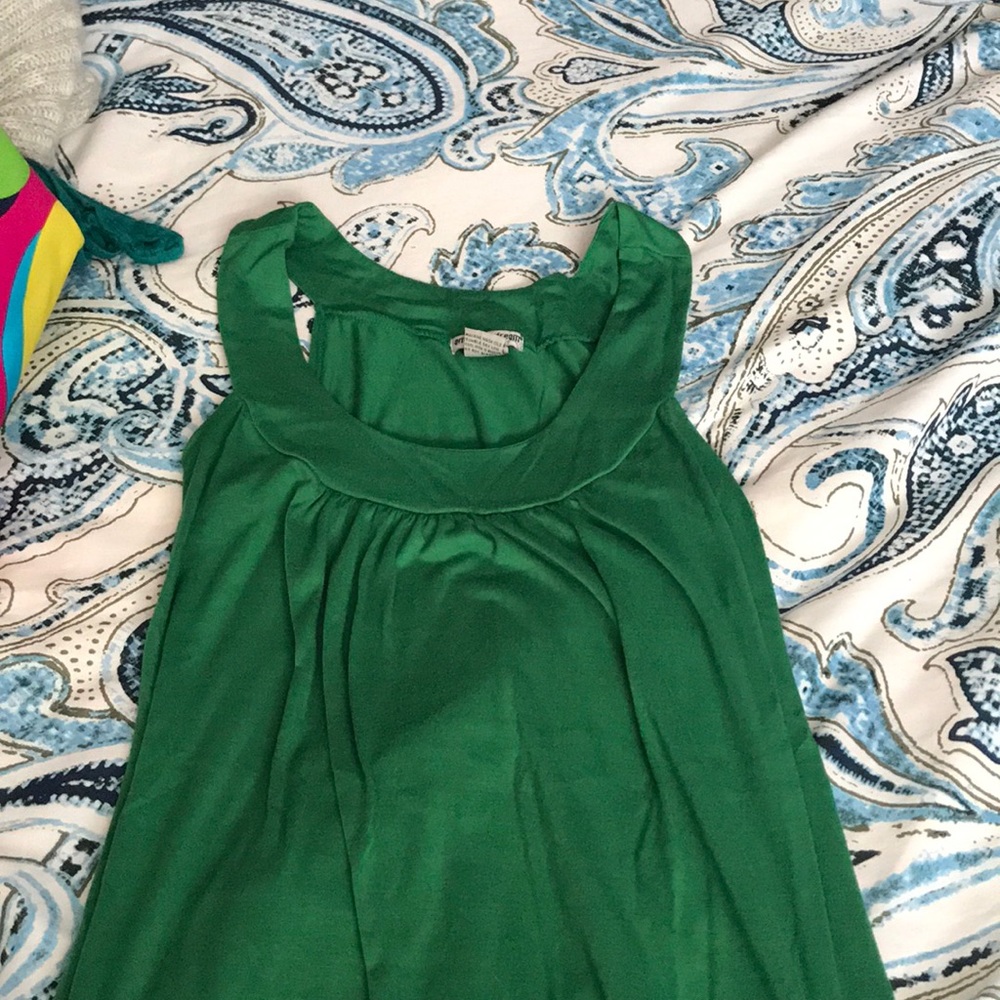 🔹$5 for $25🔹Green tank top